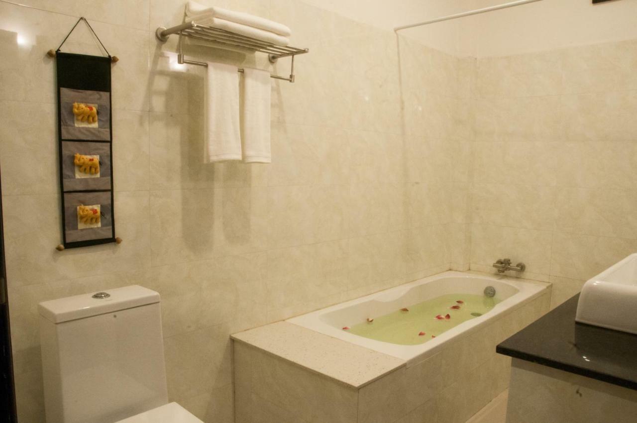 Private Boutique Home With Pool, The Fin Inn Ciudad de Siem Riep Exterior foto